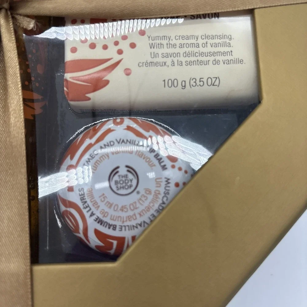 Rare Old Stock, Discontinued The Body Shop Nutmeg/ Vanilla Wrapped 5 Pc Gift Set